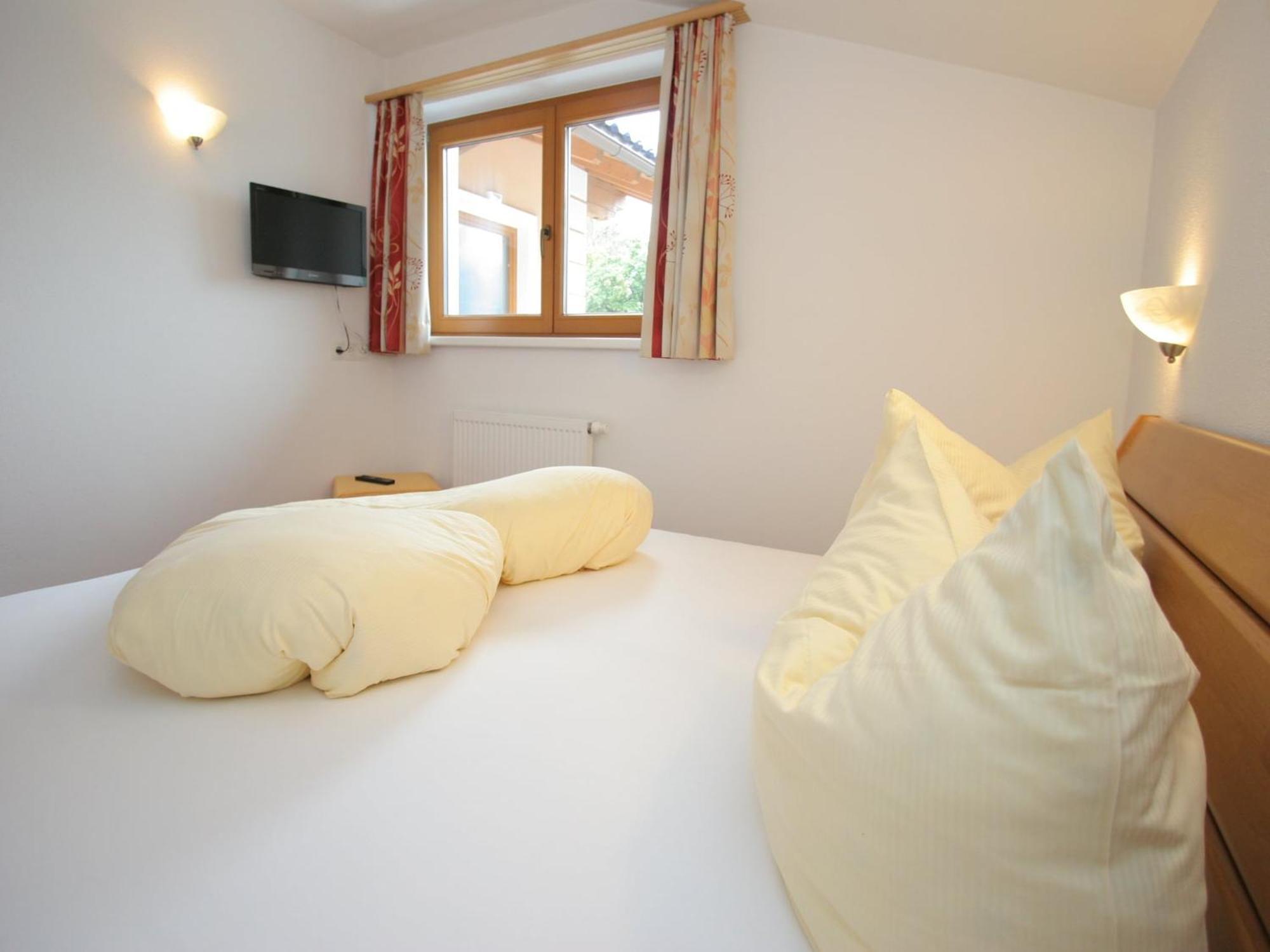 Spacious Apartment In Uderns Near Ski Area Εξωτερικό φωτογραφία