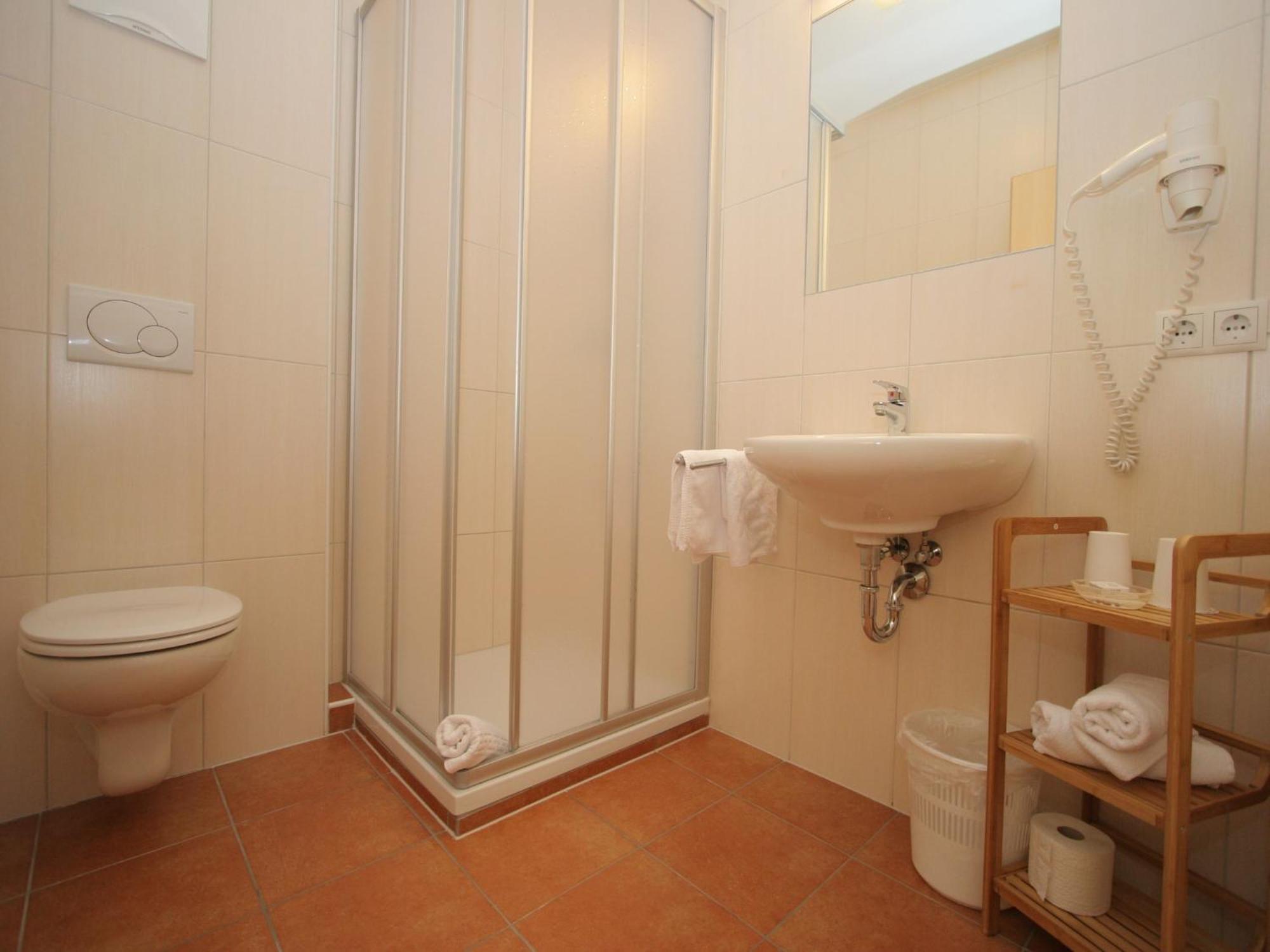 Spacious Apartment In Uderns Near Ski Area Εξωτερικό φωτογραφία