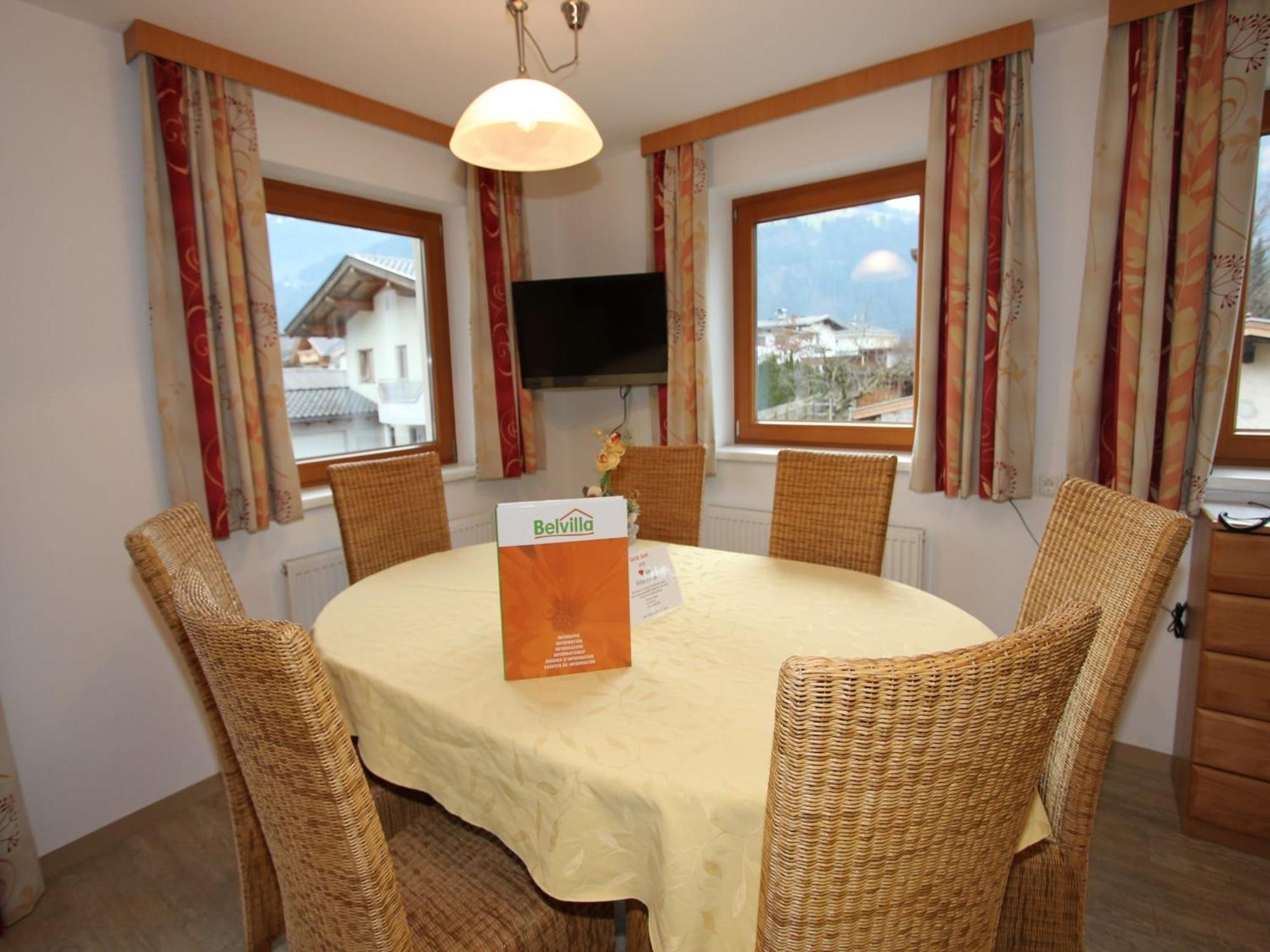 Spacious Apartment In Uderns Near Ski Area Εξωτερικό φωτογραφία